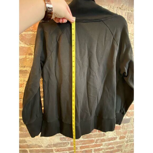 IOWA HAWKEYES by Authentic Brand Black Tube Neck Pullover Sweatshirt Women’s Siz - Picture 6 of 14